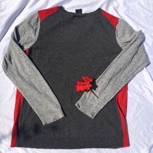 Women’s Gap sweater